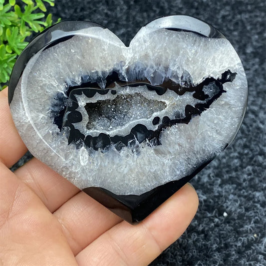 Natural Gemstone Black Agate Crystal Quartz